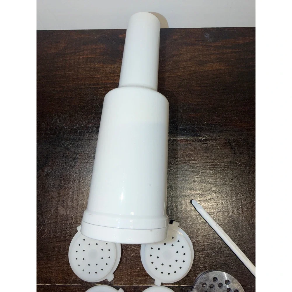 KitchenAid Pasta Maker Meat Grinder Attachment‎ 5 Plates and Cleaning Tool White